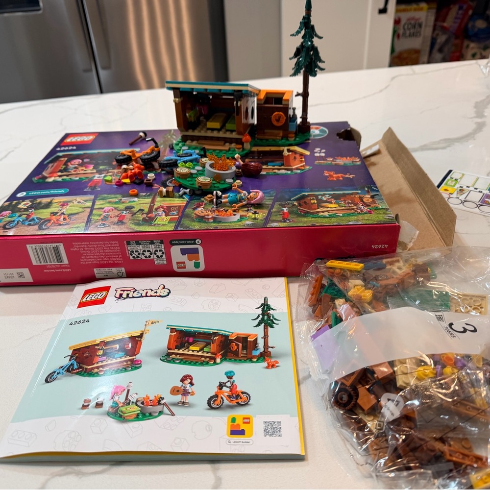 LEGO Friends Adventure Camper Set 42624